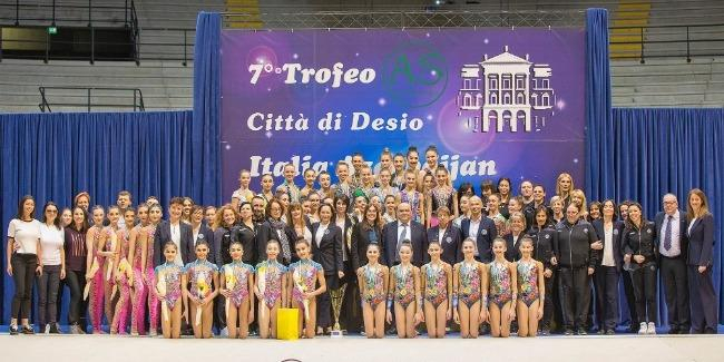  Un partido amistoso entre las selecciones nacionales de gimnasia azerbaiyana e italiana  