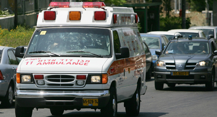 Médicos israelíes atienden a 6 personas tras el impacto de un proyectil en una vivienda