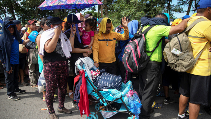 Una nueva caravana de migrantes sale de México rumbo a EE.UU.