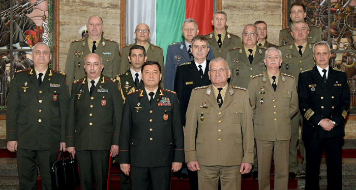   General: Bulgaria attaches great importance to co-op with Azerbaijan in military field  