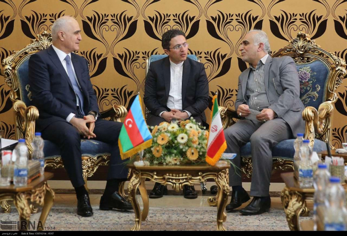   Iran, Azerbaijan may sign financial agreements  