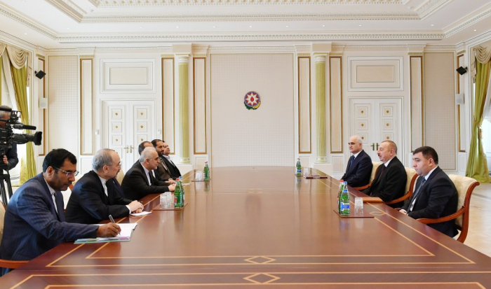  Ilham Aliyev acoge al ministro iraní 
