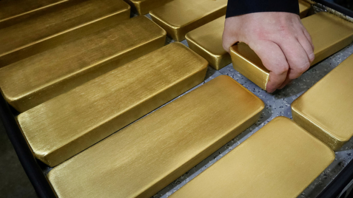 China aumenta sus reservas de oro por tercer mes consecutivo en su lucha contra el dólar