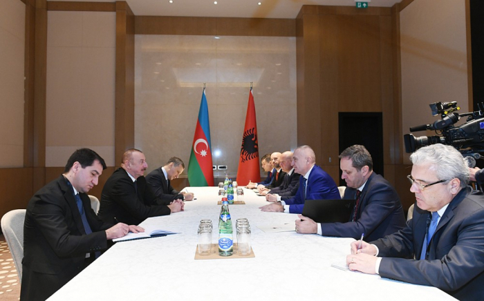  Se reunieron los presidentes de Azerbaiyán y Albania