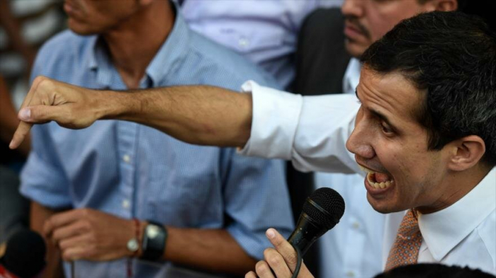 El golpista Guaidó, enojado por eliminar su inmunidad parlamentaria  