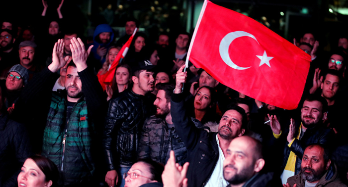   La Comisión Electoral Central turca hará un nuevo recuento de votos en Estambul  