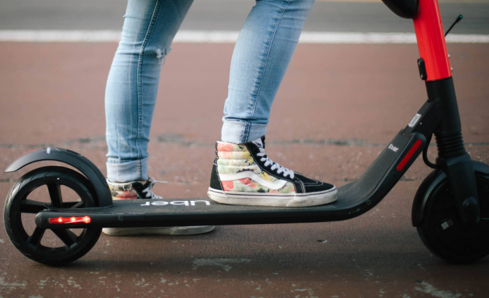 Uber estrena hoy en Madrid su servicio de patinetes eléctricos Jump