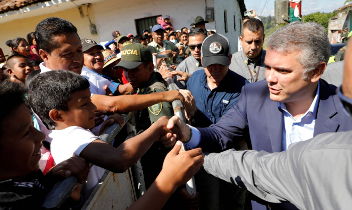 Los indígenas rechazan reunirse con Duque en un recinto cerrado y tensan el diálogo