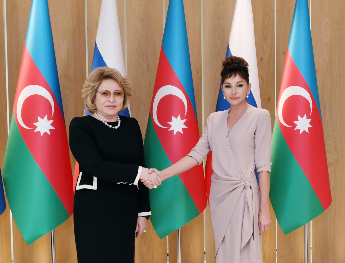   Mehriban Aliyeva se reúne con Valentina Matviyenko  