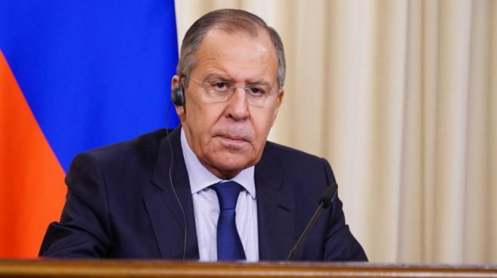   Sergej Lawrow kommentiert Ergebnisse von Gesprächen zwischen Außenministern Aserbaidschans, Armeniens und Russlands in Moskau  