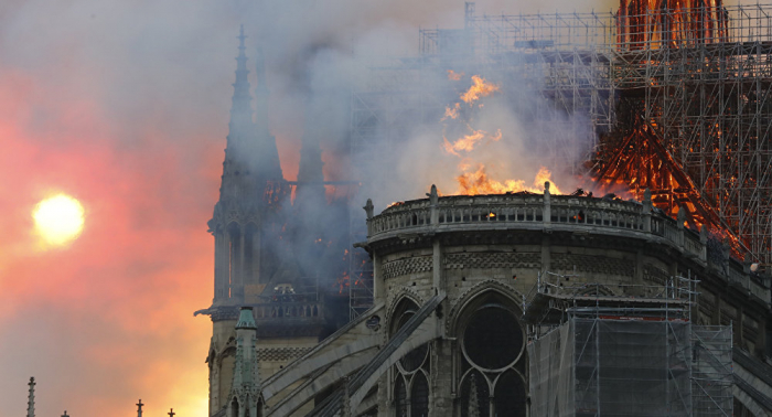 Ministro de Cultura francés asegura que los tesoros de Notre Dame están a salvo