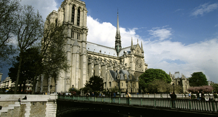 Brand von Notre-Dame: Vikar zum Feuerausbruch im Pariser Wahrzeichen