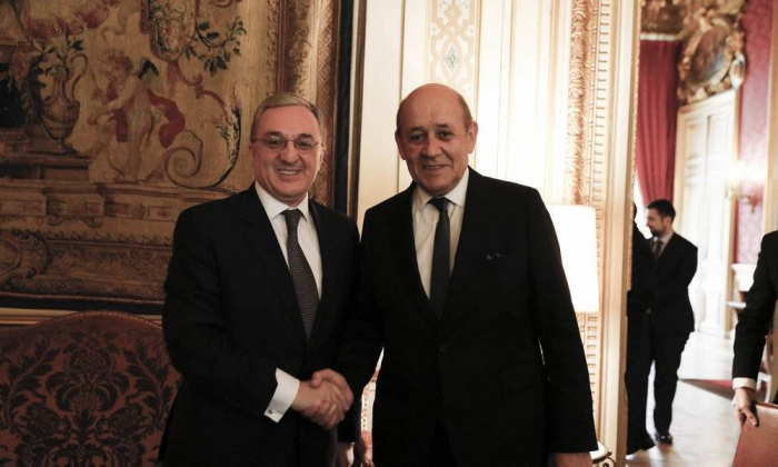  Frankreich bekräftigt sein Engagement für eine Verhandlungslösung für den Berg-Karabach-Konflikt 