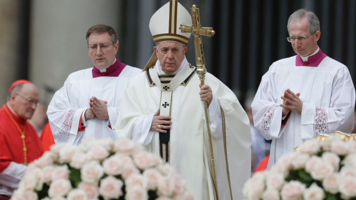 Papst Franziskus trauert mit Opfern in Sri Lanka