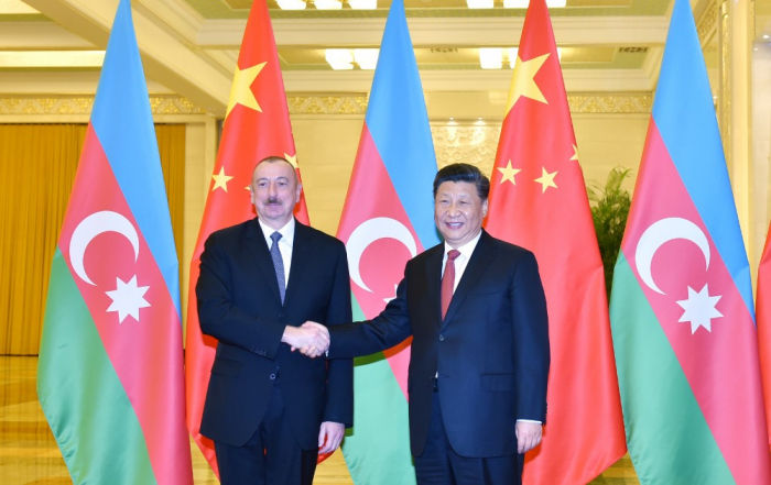   Presidente Ilham Aliyev se encuentra con el líder chino Xi Jinping  