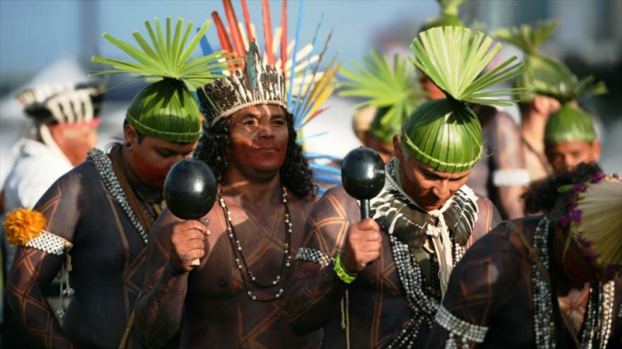 Indígenas protestan en Brasilia contra Jair Bolsonaro