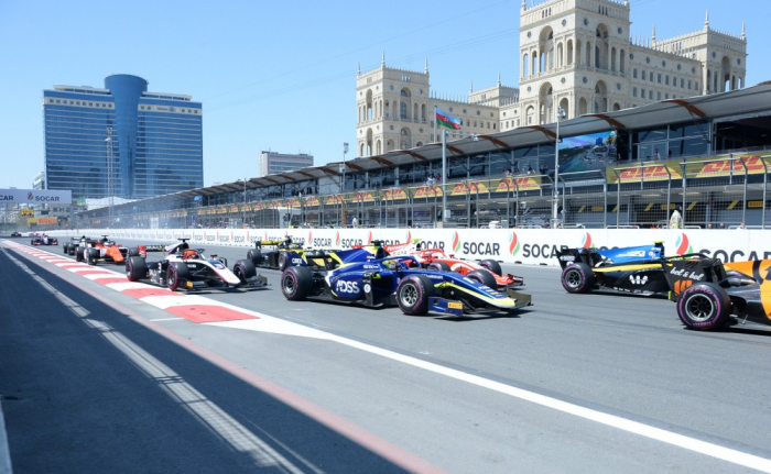     F2 :   la première course débute à Bakou  