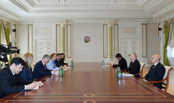  Präsident Ilham Aliyev empfängt Delegation aus Kroatien  
