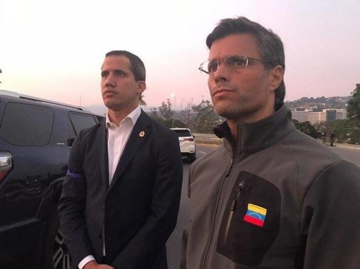     DIRECTO VENEZUELA:   Guaidó convoca al Ejército tras liberar a Leopoldo López  