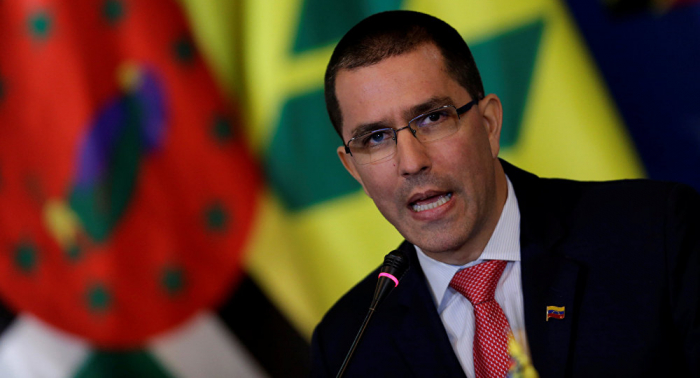   Arreaza responsabiliza a Colombia de intentona golpista en Venezuela  