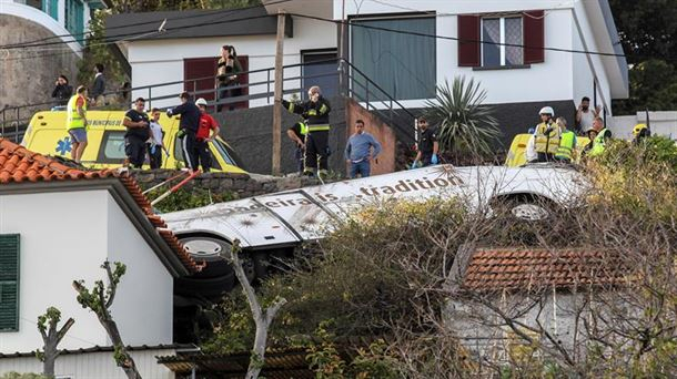   Al menos 28 muertos en el accidente de un autobús turístico en Madeira  