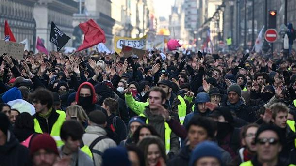   Prohíben manifestaciones de los Chalecos Amarillos  