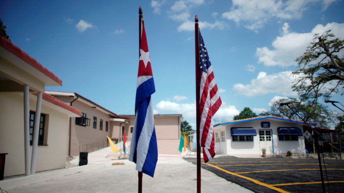   Por dos semanas más:   EE.UU. mantiene suspensión de medida que endurece el bloqueo a Cuba