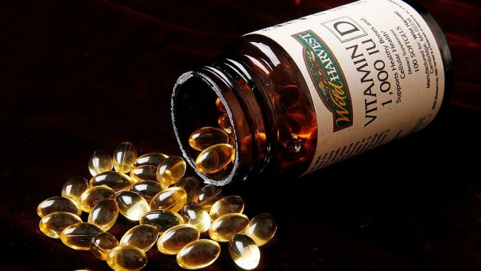 Un hombre sufre insuficiencia renal crónica por tomar demasiada vitamina D