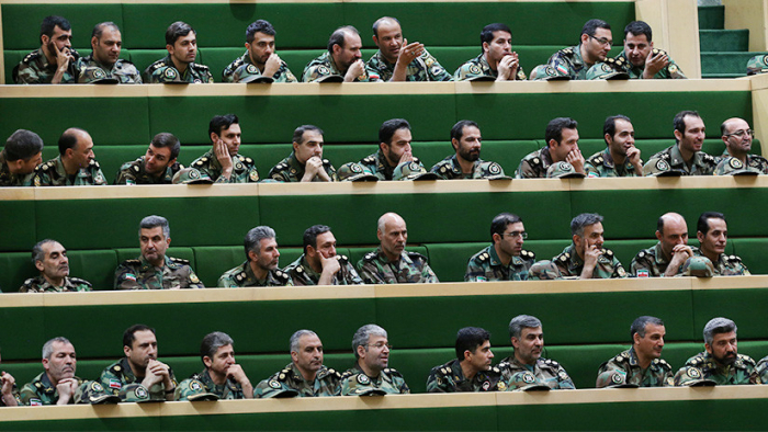 El Parlamento de Irán responde a EE.UU. y declara terroristas a sus fuerzas en Oriente Medio