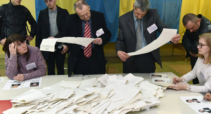 لجنة الانتخابات المركزية الأوكرانية تعلن عن جولة ثانية من الانتخابات الرئاسية