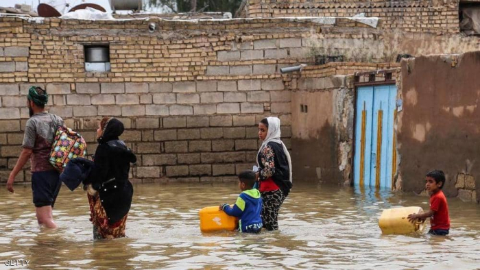  الفيضانات تهدد إيران.. إخلاء 70 قرية في إقليم غني بالنفط 