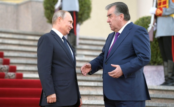Tacikistan prezidenti Rusiyaya səfər edib  
