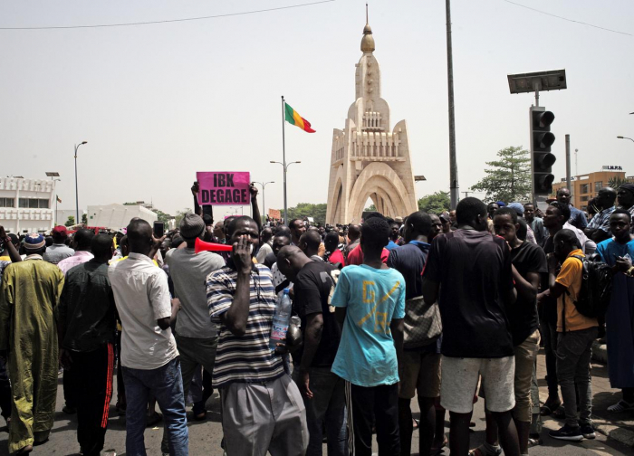 Thousands rally in Mali to protest ethnic violence