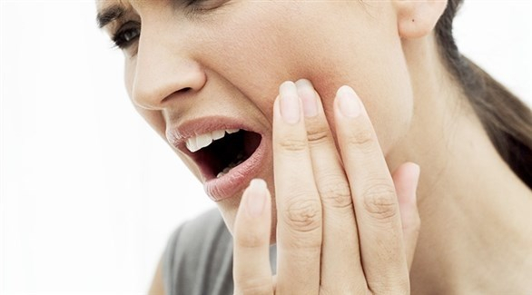 6 وسائل طبيعية للتخلص من آلام الأسنان