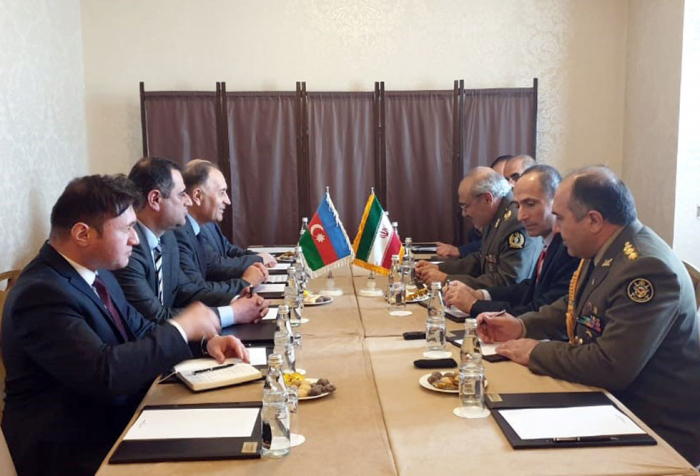  التعاون العسكري بين أذربيجان وإيران يناقش 