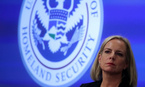  Kirstjen Nielsen resigns as Trump homeland security secretary 
