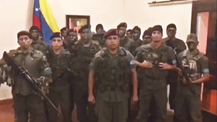     Venezuela:   Guaido revendique le soutien de militaires, Caracas dénonce des traîtres  