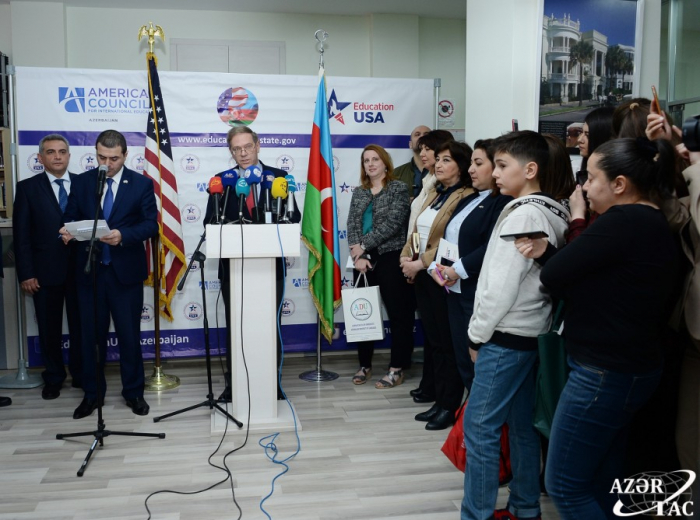   La feria educativa “Education USA Alumni Fair” en Bakú  