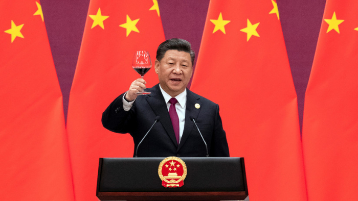   Xi Jinping  : "Debemos asegurarnos de que el mundo no descienda a la caótica guerra de Westeros de 