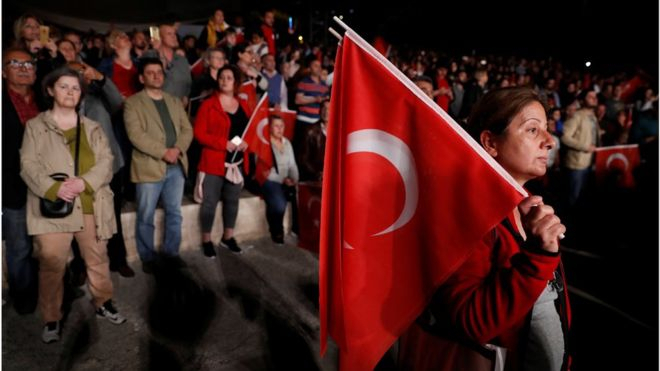 الانتخابات المحلية في تركيا: قرار إعادة الاقتراع في إسطنبول يغضب المعارضة