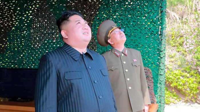   Kim Jong Un war bei Raketentest dabei  