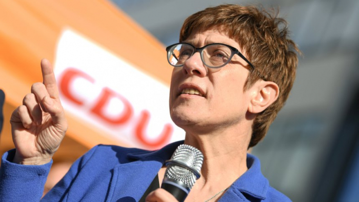 Führende CDU-Politiker stellen sich gegen Kramp-Karrenbauer