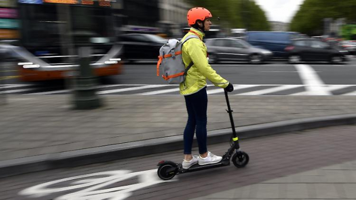 VW will wohl in E-Scooter-Sharing einsteigen