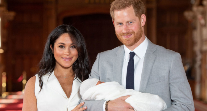 Las redes reaccionan al curioso nombre del bebé del príncipe Enrique y Meghan Markle