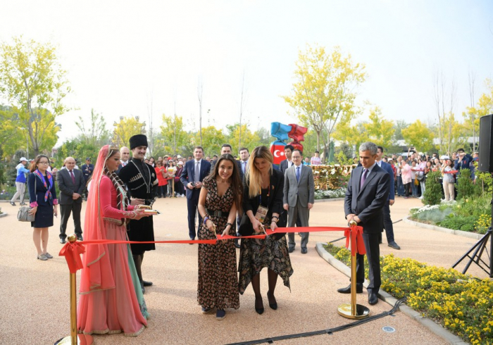   Pabellón de Azerbaiyán se inaugura en la Exposición Internacional de Horticultura de Beijing    