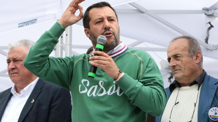 Italien lässt Flüchtlinge an Land - Salvini empört