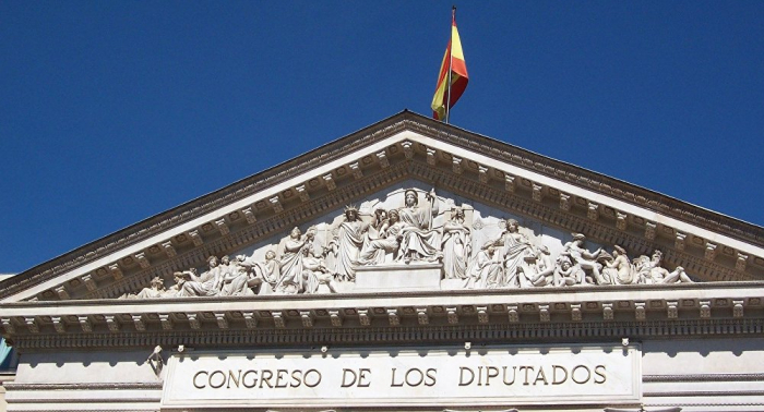 Los presos independentistas recogen su acta de diputados en el Congreso español