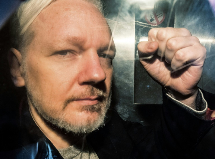 US charges Julian Assange with violating Espionage Act