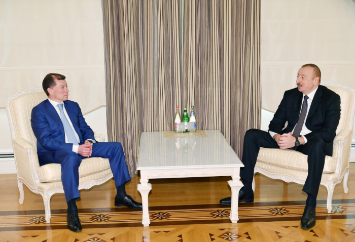   Präsident Ilham Aliyev empfängt den russischen Minister für Arbeit und Sozialschutz  