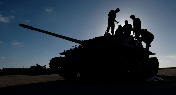 El Ejército de Haftar avanza hacia la capital libia